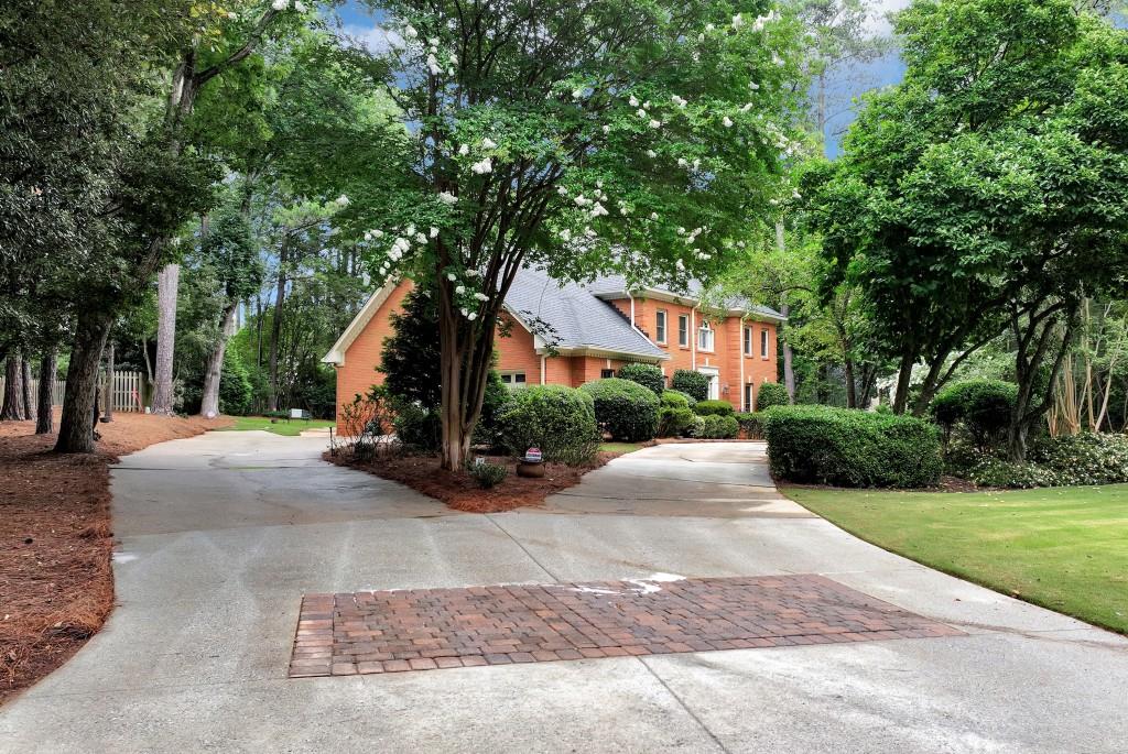 1320 Northcliff Trace