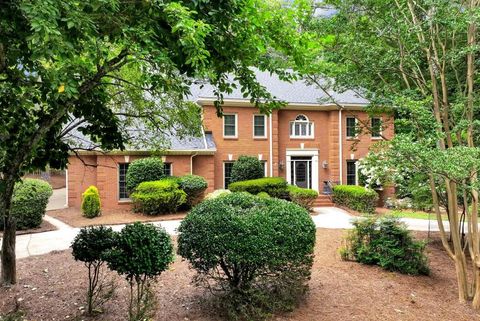 Photo of 1320 Northcliff Trace, Roswell, GA 30076 (MLS # 7601709)