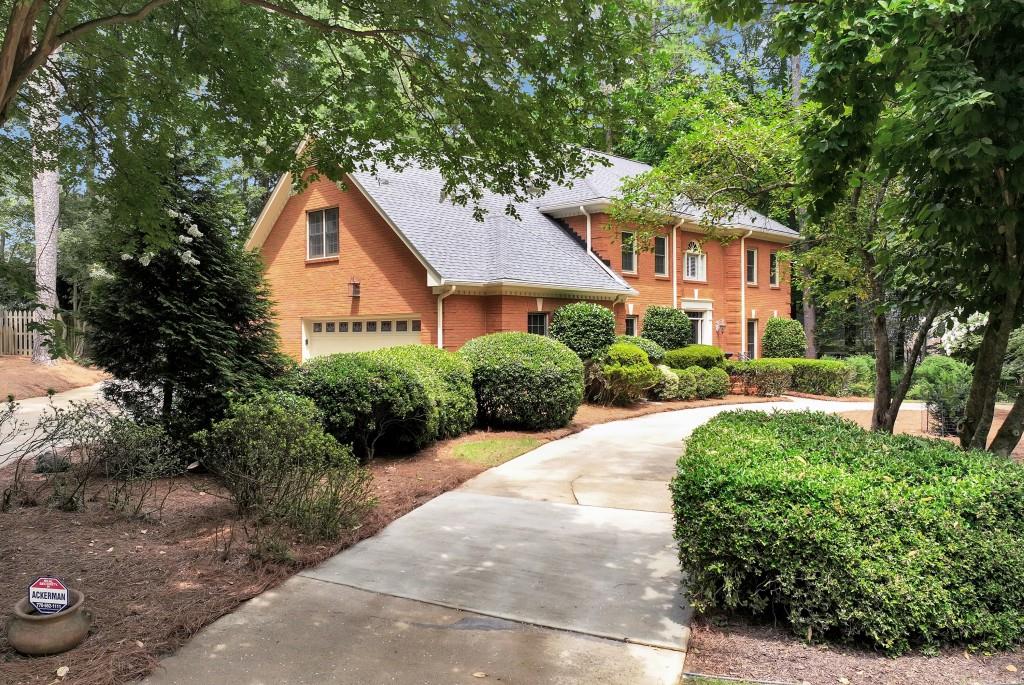 1320 Northcliff Trace