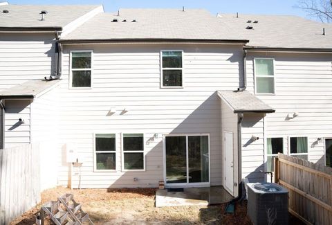 A home in Dawsonville