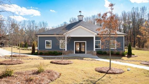 A home in Dawsonville