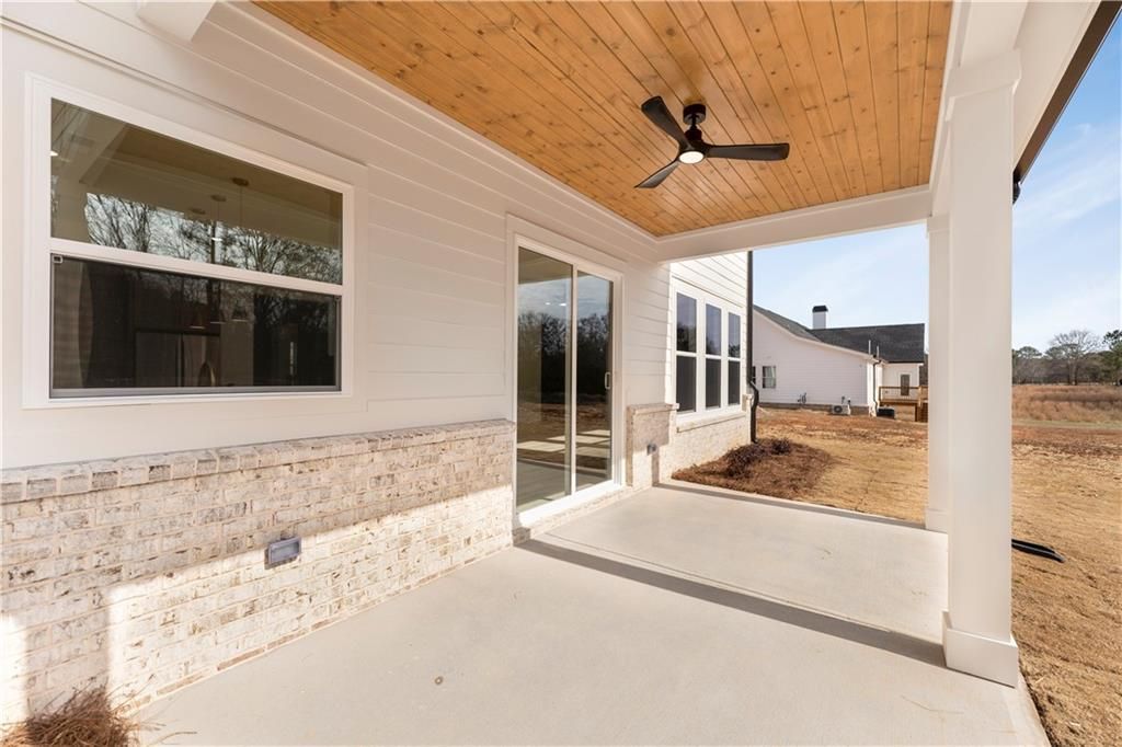 listing image 44