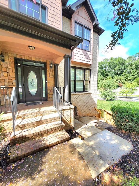 3306 Chastain Ridge Drive