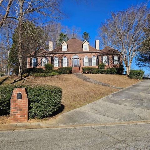 Homes For Sale - 9442 Woodlawn Drive<br/> Douglas County, Douglasville, GA 30135
