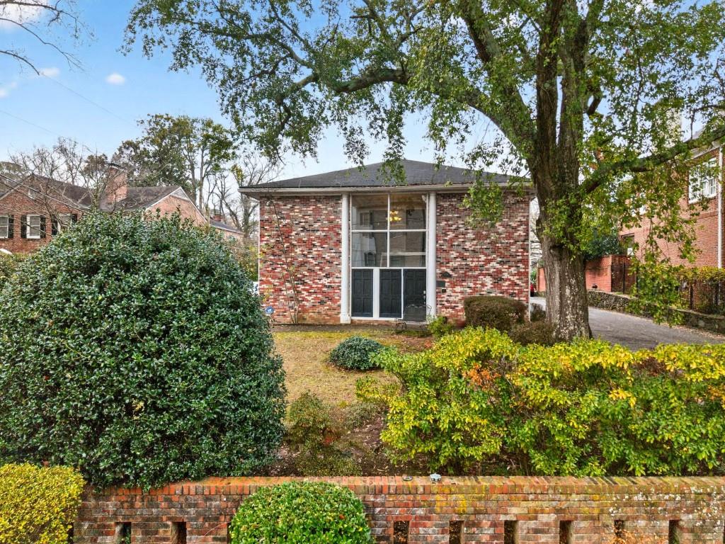 3668 Kingsboro Road NE 1