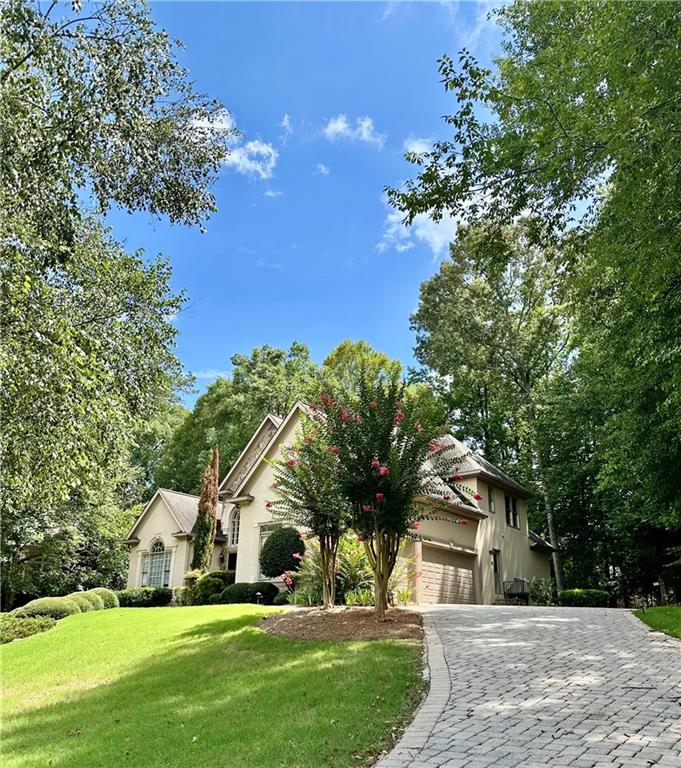 1032 Laurel Grove Court