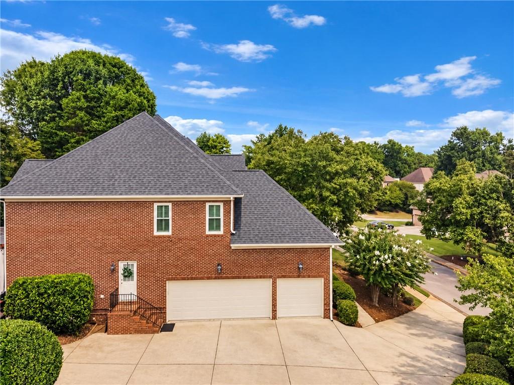 2744 Fairway Knoll Court