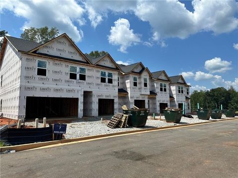 Townhouse For Sale - 8373 Columbia Court #LOT 11<br/> Palmetto, GA 30268