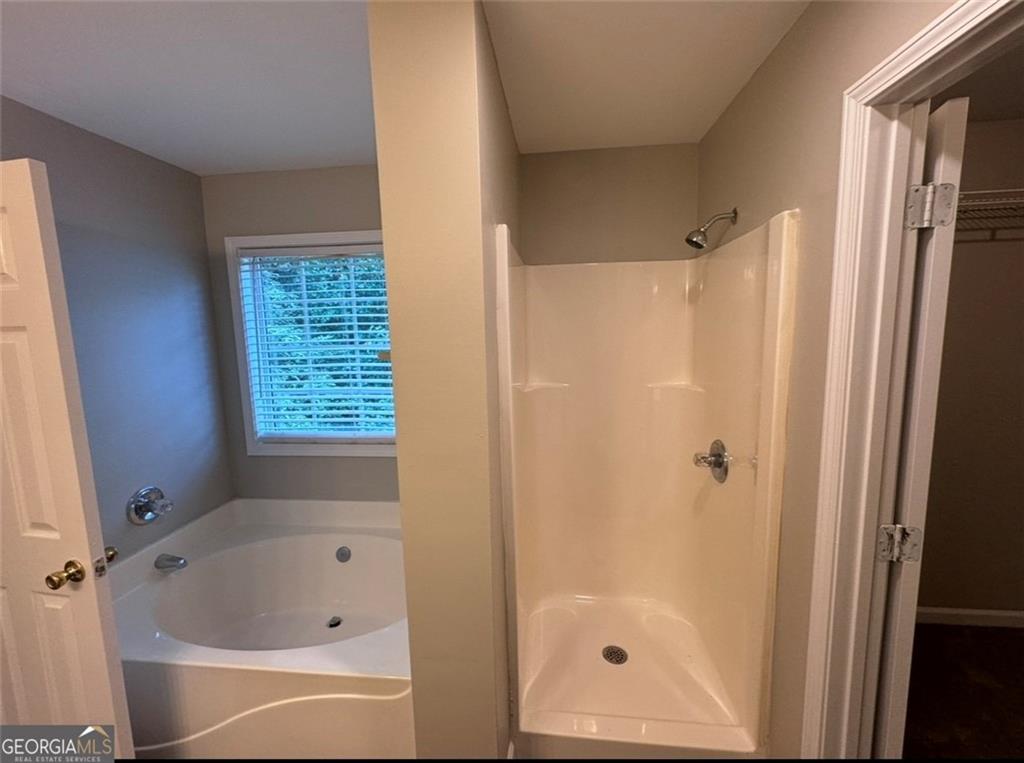 1945 Grayson Oaks Court, Lawrenceville, Georgia image 3
