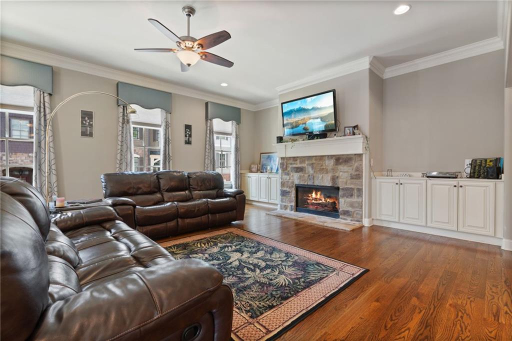 265 Trecastle Square, Canton, Georgia image 4