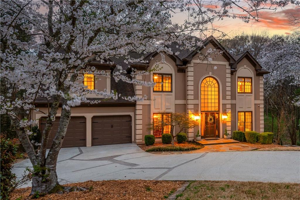 275 Tynebrae Place, Roswell, Georgia image 1