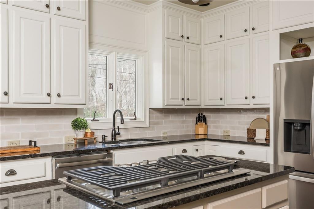 275 Tynebrae Place, Roswell, Georgia image 33