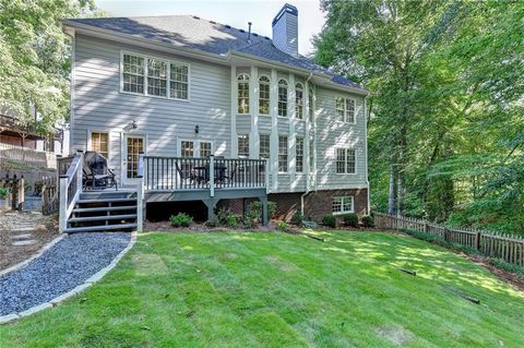 A home in Dacula