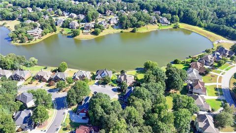 A home in Dacula