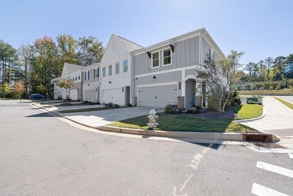 755 Trevett Way
