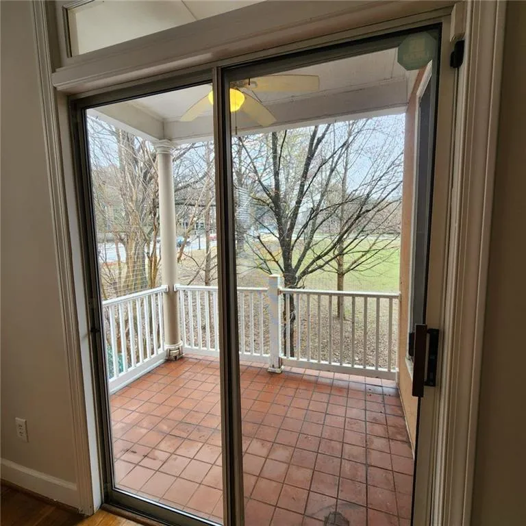 Atlanta, Georgia 30306, United States, 3 Bedrooms Bedrooms, ,4 BathroomsBathrooms,Residential,Active,229049