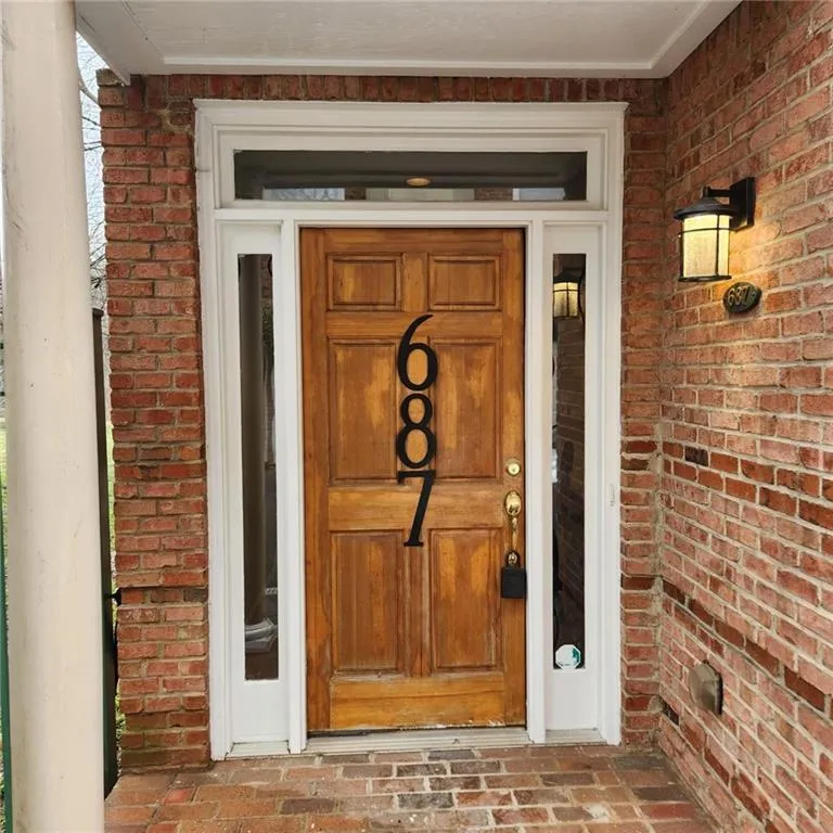 Atlanta, Georgia 30306, United States, 3 Bedrooms Bedrooms, ,4 BathroomsBathrooms,Residential,Active,229049