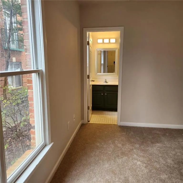 Atlanta, Georgia 30306, United States, 3 Bedrooms Bedrooms, ,4 BathroomsBathrooms,Residential,Active,229049