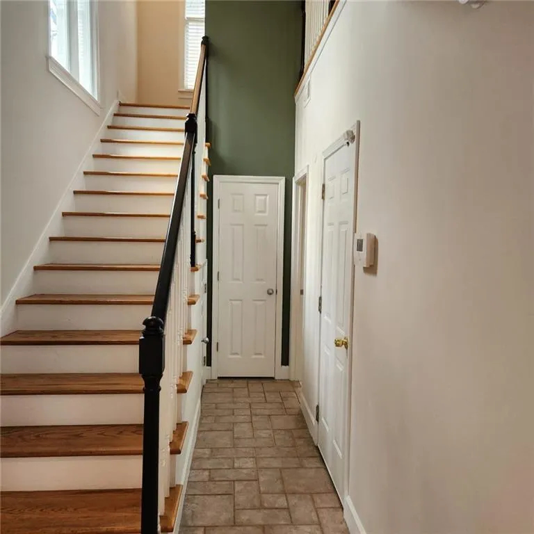 Atlanta, Georgia 30306, United States, 3 Bedrooms Bedrooms, ,4 BathroomsBathrooms,Residential,Active,229049