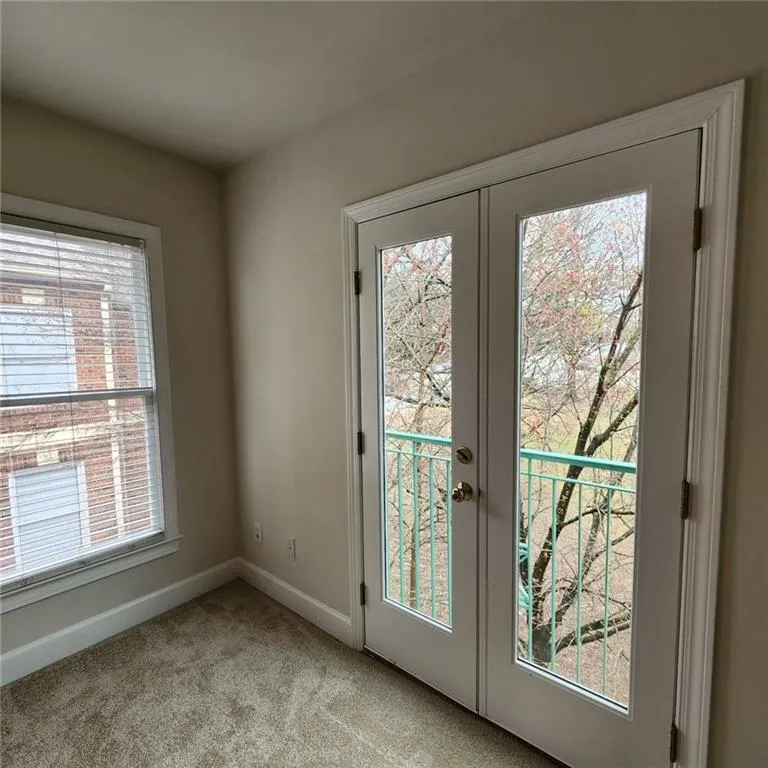 Atlanta, Georgia 30306, United States, 3 Bedrooms Bedrooms, ,4 BathroomsBathrooms,Residential,Active,229049