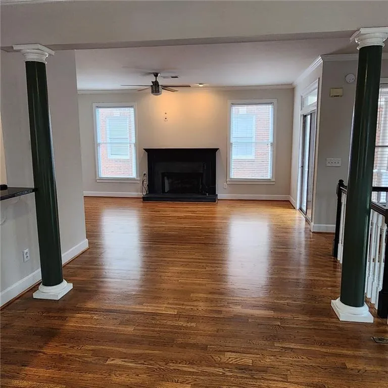 Atlanta, Georgia 30306, United States, 3 Bedrooms Bedrooms, ,4 BathroomsBathrooms,Residential,Active,229049