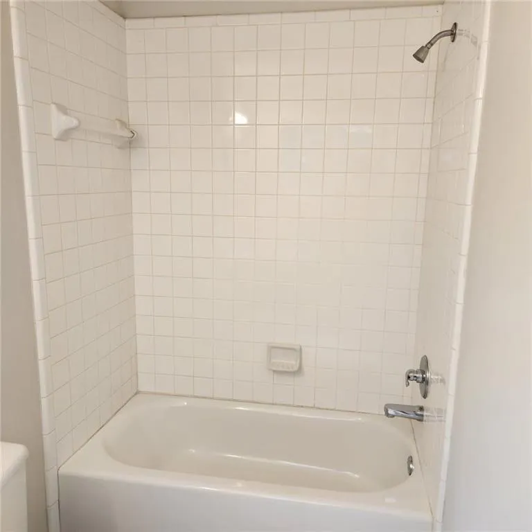 Atlanta, Georgia 30306, United States, 3 Bedrooms Bedrooms, ,4 BathroomsBathrooms,Residential,Active,229049