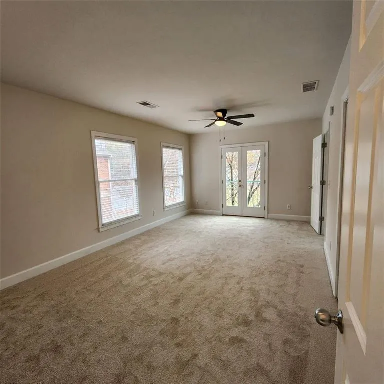 Atlanta, Georgia 30306, United States, 3 Bedrooms Bedrooms, ,4 BathroomsBathrooms,Residential,Active,229049