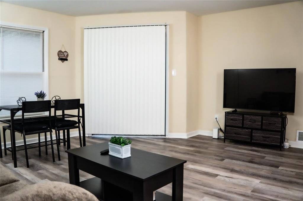 Oakpointe Drive - Residential Lease