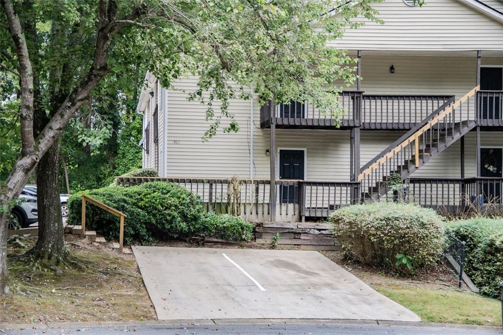 Oakpointe Drive - Residential Lease