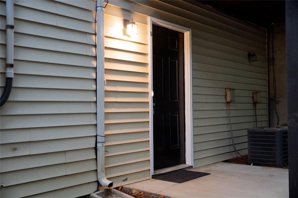 Oakpointe Drive - Residential Lease