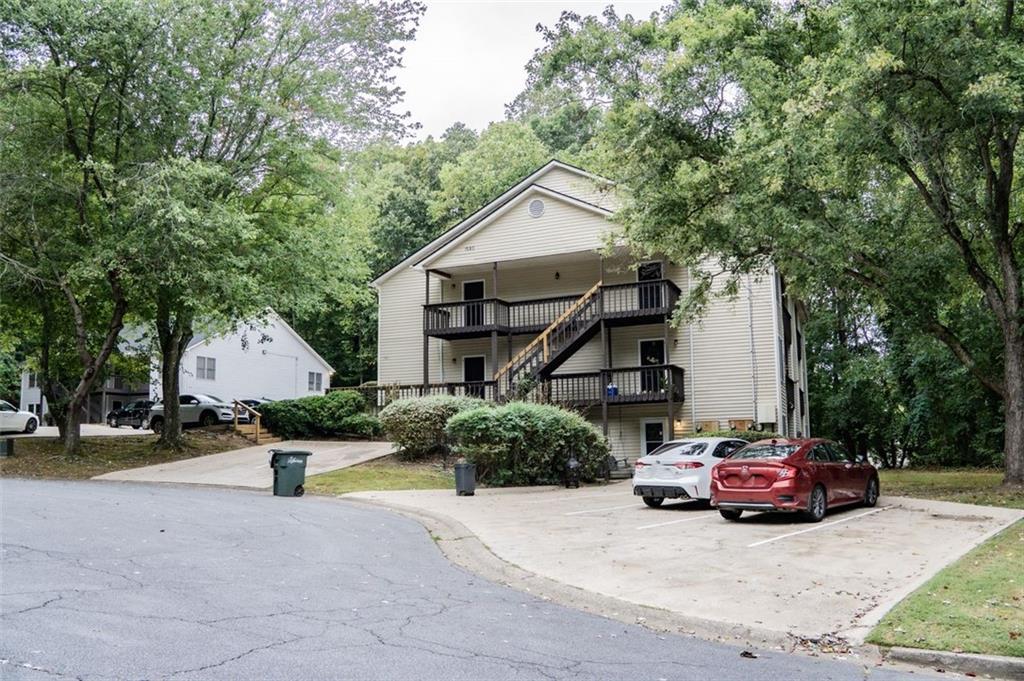 Oakpointe Drive - Residential Lease