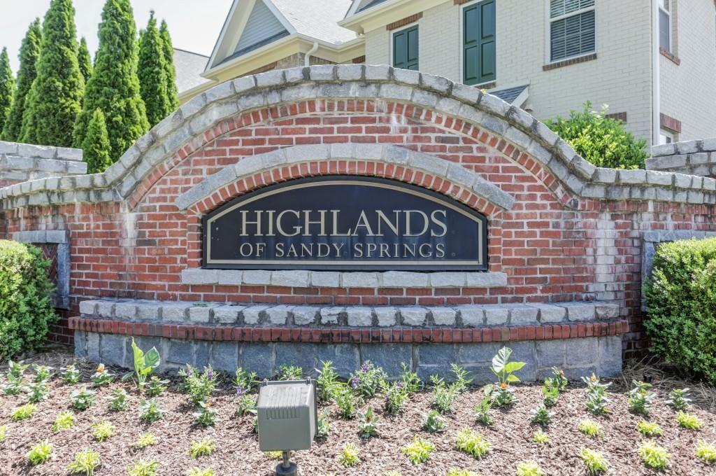 7695 Highland Bluff
