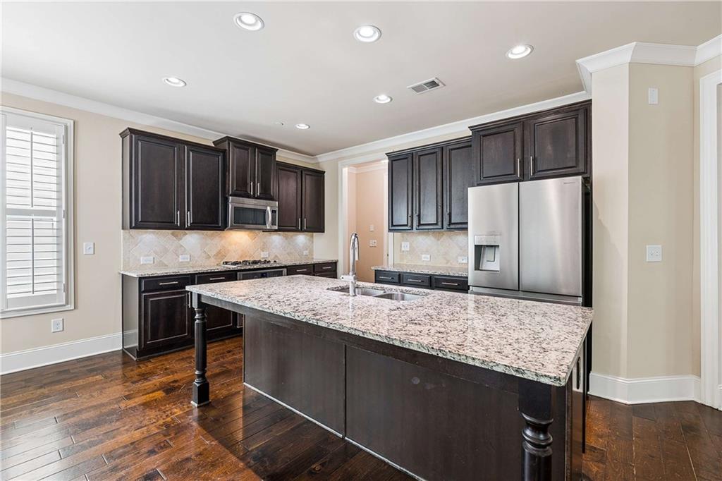 7695 Highland Bluff