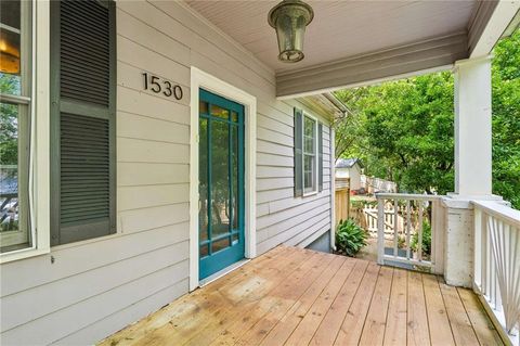 Homes For Sale - 1530 Oakview Road<br/> Decatur, GA 30030