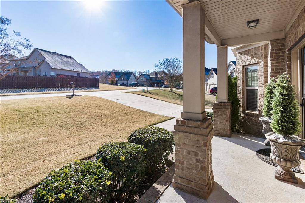 6280 Stillwood Lane, Cumming, Georgia image 3