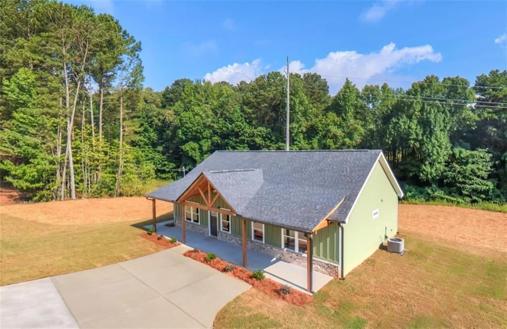 1116 Whispering Hills Drive