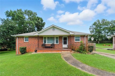 Photo of 3375 EMERSON Street SE, Smyrna, GA 30082 (MLS # 7662713)