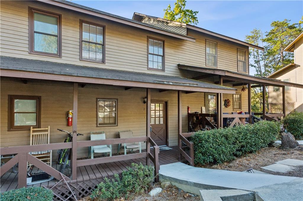 11 Mountain View Court