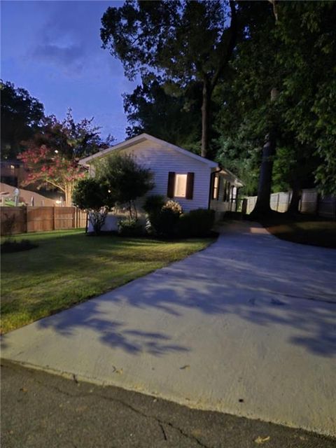 1927 ROGERS Avenue SW Atlanta GA 30310