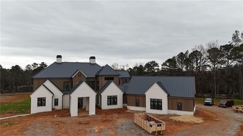 Homes For Sale - 15785 Thompson Road<br/> Milton, GA 30004