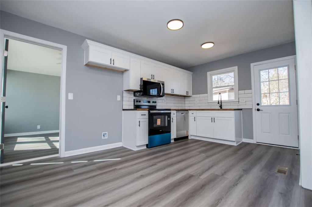 185 Enterprise Drive