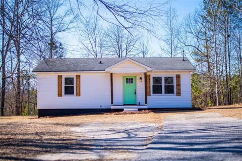 Homes For Sale - 185 Enterprise Drive<br/> Bremen, GA 30179