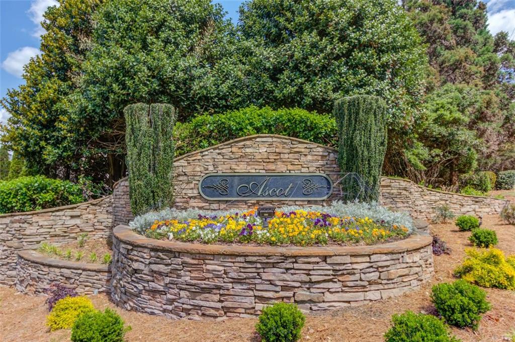 262 Sandhurst Court, Suwanee, Georgia image 48