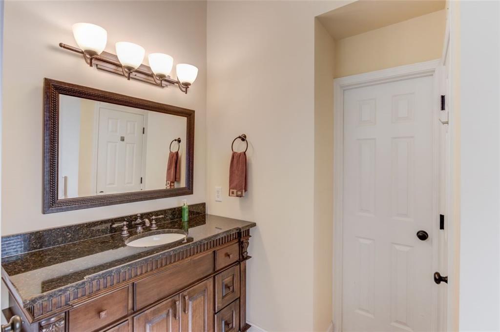 262 Sandhurst Court, Suwanee, Georgia image 22