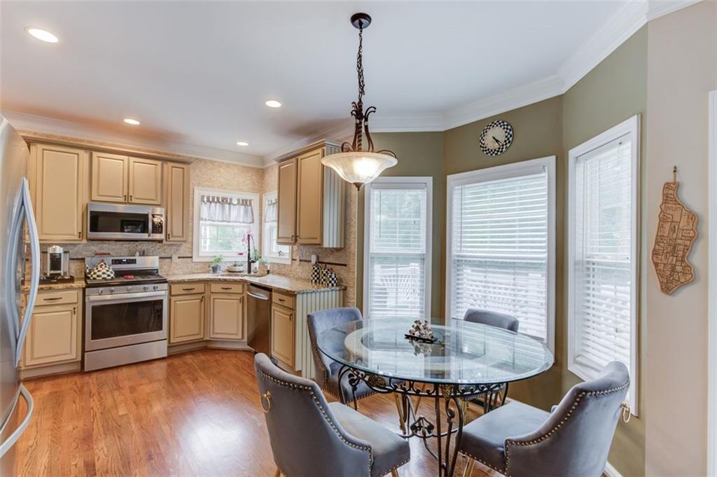 262 Sandhurst Court, Suwanee, Georgia image 11