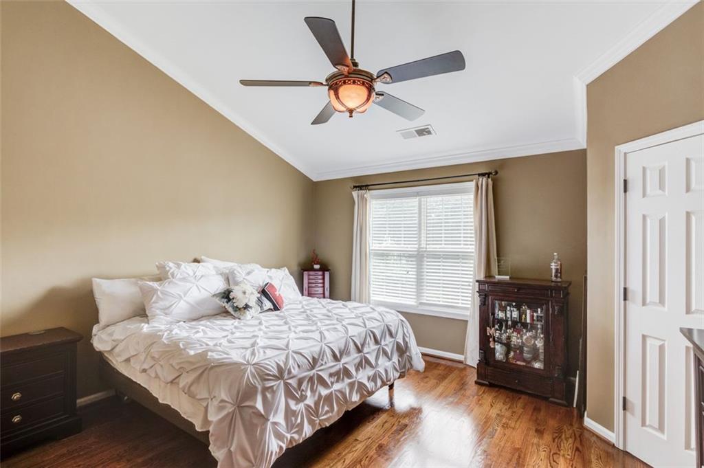262 Sandhurst Court, Suwanee, Georgia image 18