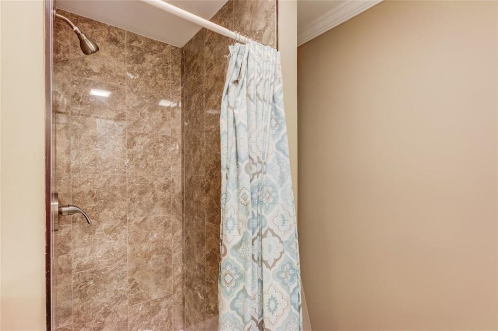 262 Sandhurst Court, Suwanee, Georgia image 38
