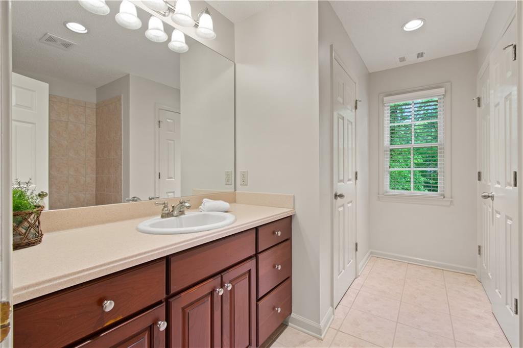 3847 Cherokee Ford, Gainesville, Georgia image 38
