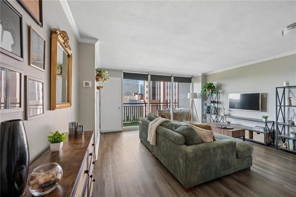 620 Peachtree Street NE 908