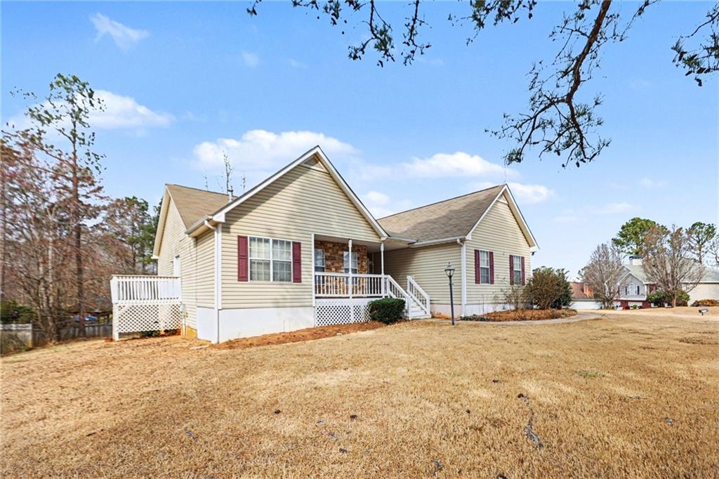 3575 W River Commons